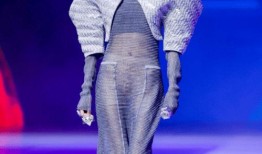 策划爆料衣服怎么做视频,轻松制作衣服展示视频教程